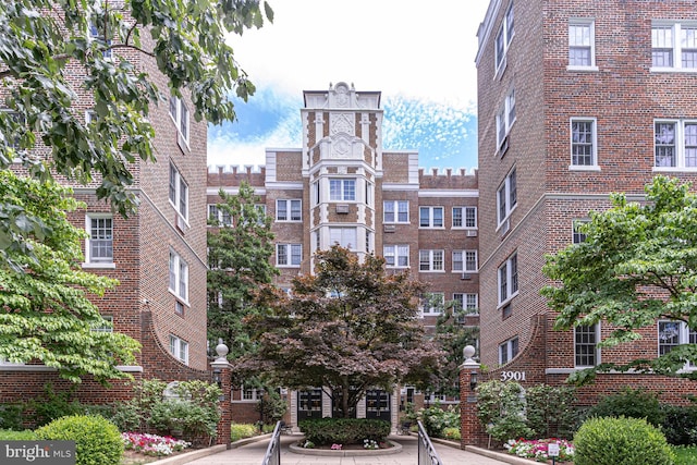 3901 Connecticut Ave NW Unit 402, Washington, DC 20008 - view of building exterior