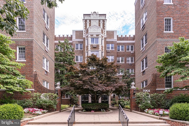 3901 Connecticut Ave NW Unit 402, Washington, DC 20008 - view of building exterior