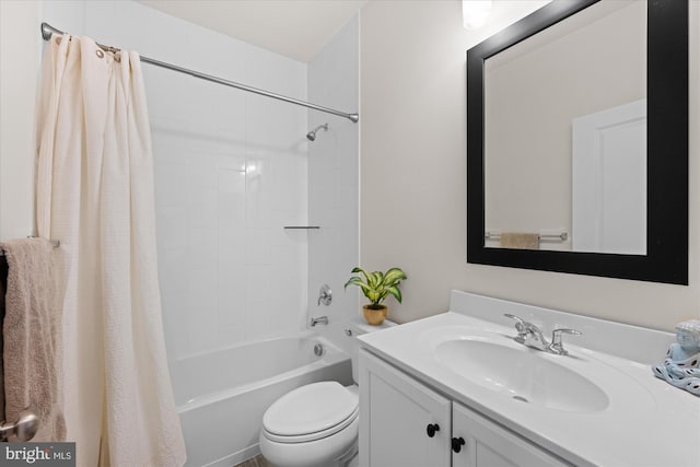 full bath featuring toilet, vanity, and shower / bathtub combination with curtain