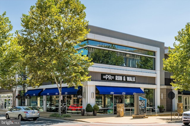 view of commercial property