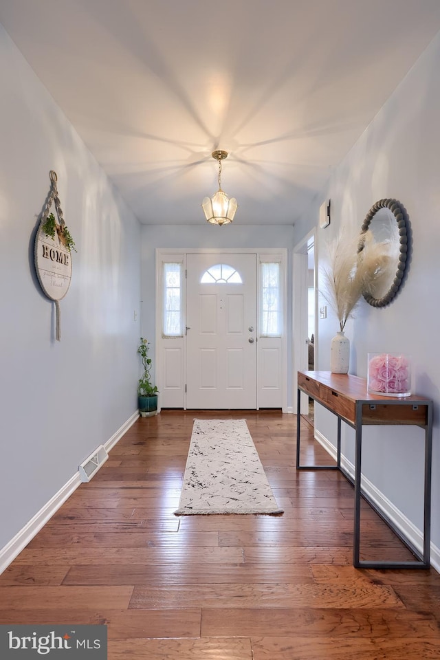771 W Ridge Rd, Elizabethtown, PA 17022 - entrance foyer with baseboards, visible vents, and hardwood / wood-style floors