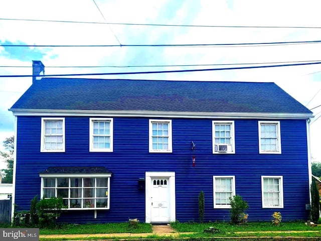 view of colonial inspired home