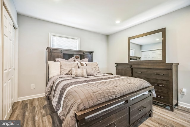 32 Meadowlark Ln, Willingboro, NJ 08046 - bedroom featuring baseboards, recessed lighting, wood finished floors, and a closet