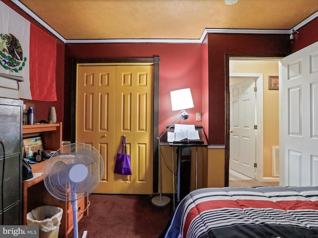 bedroom with carpet, a closet, and visible vents