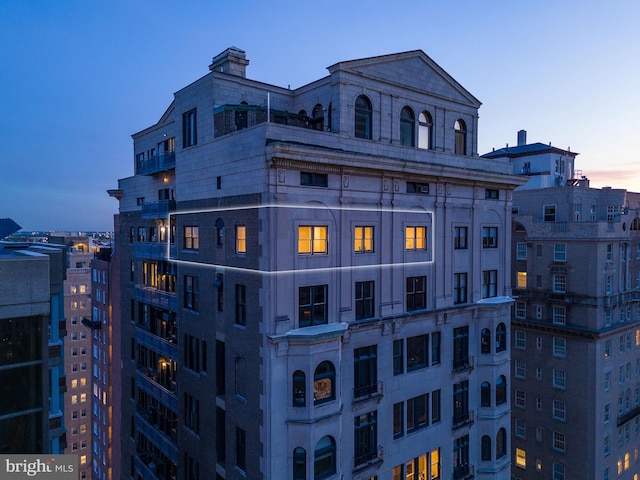 1830 Rittenhouse Sq Unit 17B, Philadelphia, PA 19103 - view of property at dusk