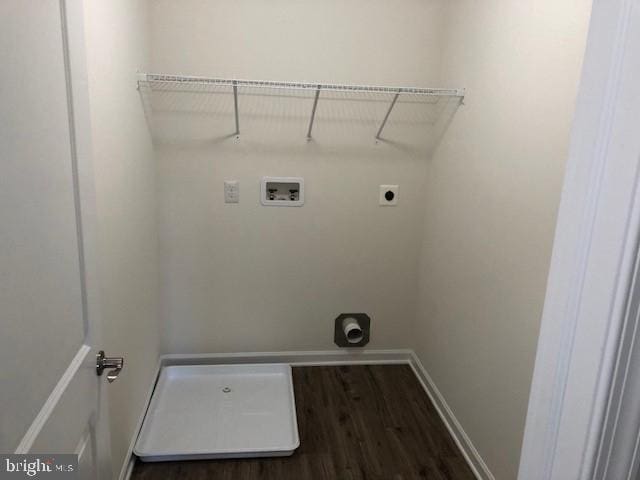 308 Nowland Ln, Delaware City, DE 19706 - clothes washing area with wood finished floors, electric dryer hookup, baseboards, laundry area, and washer hookup