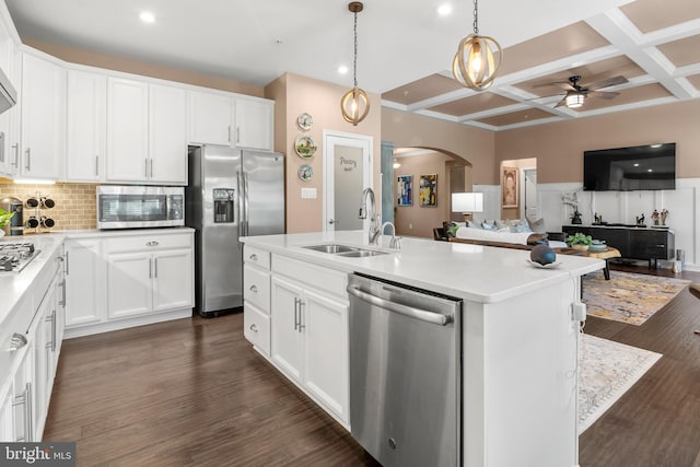 3058 Sunny Ridge Dr, Odenton, MD 21113 - kitchen featuring appliances with stainless steel finishes, a sink, ceiling fan, arched walkways, and open floor plan