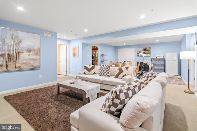 3058 Sunny Ridge Dr, Odenton, MD 21113 - carpeted living area featuring recessed lighting and baseboards