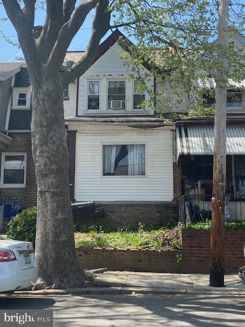 view of side of home