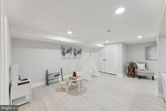 17 Longfellow St NW, Washington, DC 20011 - recreation room featuring recessed lighting and wood finished floors