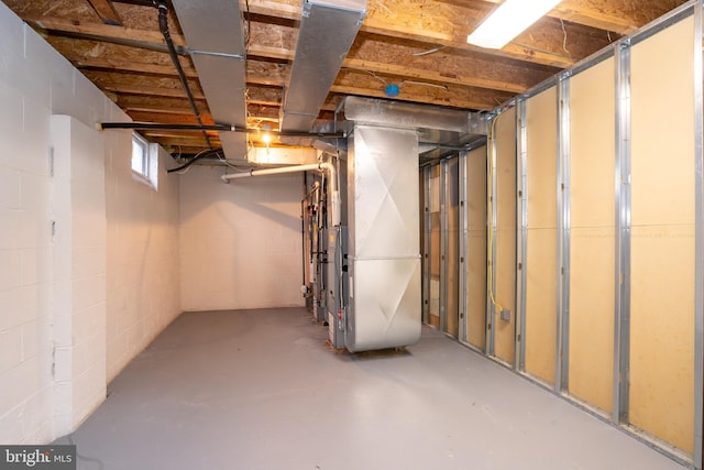 24 Chesapeake Rd, Monmouth Junction, NJ 08852 - below grade area featuring heating unit