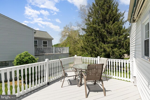 4 Hallbrook Ct, Baltimore, MD 21236 - wooden terrace featuring outdoor dining space