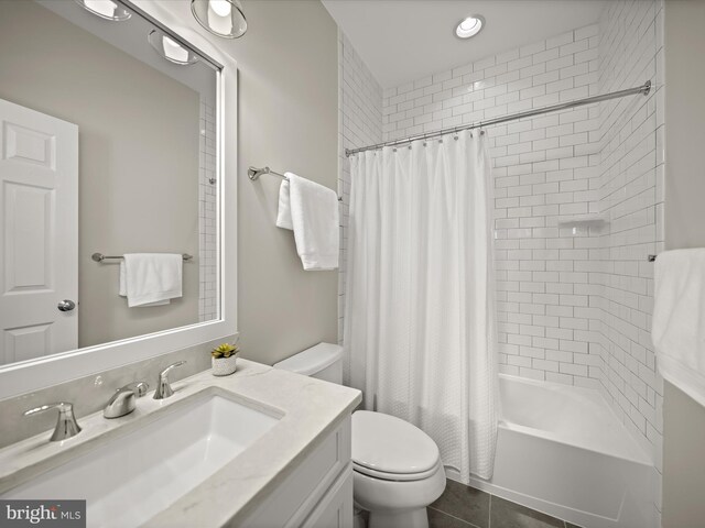 full bath with vanity, shower / tub combo with curtain, toilet, tile patterned floors, and recessed lighting