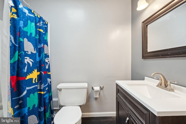 1321 Bayshire Ln, Herndon, VA 20170 - full bathroom with baseboards, vanity, toilet, and shower / bathtub combination with curtain