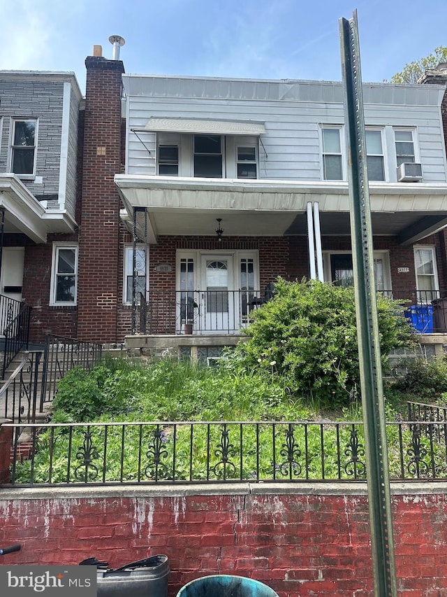 5920 N Franklin St, Philadelphia, PA 19120 - multi unit property featuring fence and brick siding