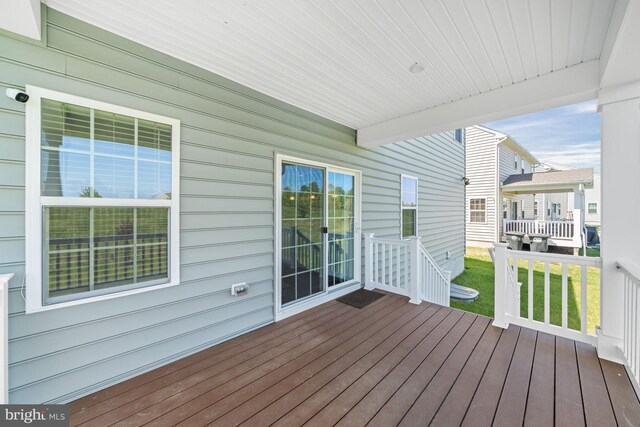 147 Parker Dr, Middletown, DE 19709 - view of wooden terrace