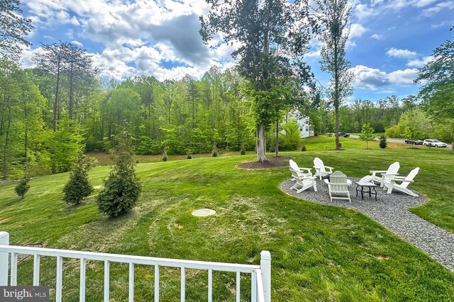 108 Chimney Swift Rd, Fredericksburg, VA 22406 - view of yard with a patio area