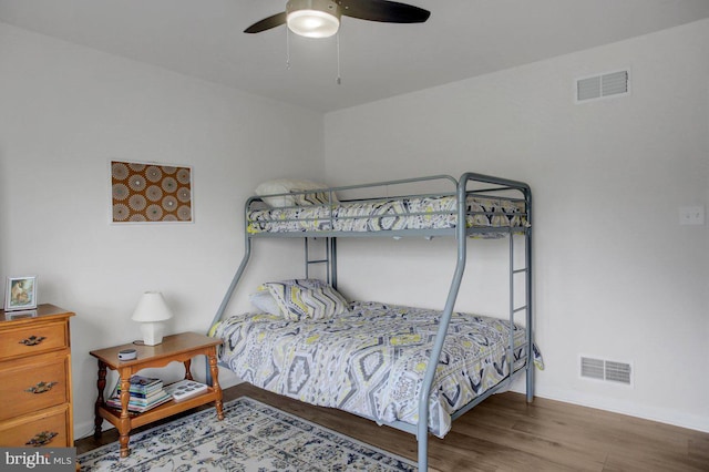 230 Meadowcreek Dr N, Chambersburg, PA 17202 - bedroom featuring baseboards, a ceiling fan, visible vents, and wood finished floors