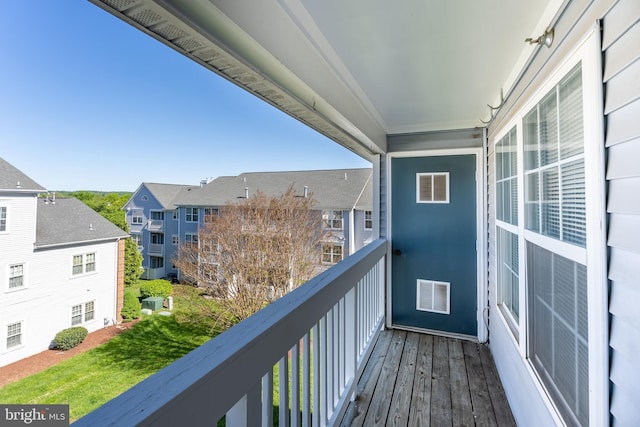 645 Constellation Sq SE Unit L, Leesburg, VA 20175 - balcony featuring visible vents and a residential view