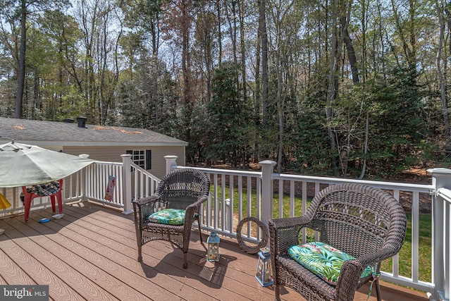 33 Douglas St, Reedville, VA 22539 - view of wooden deck