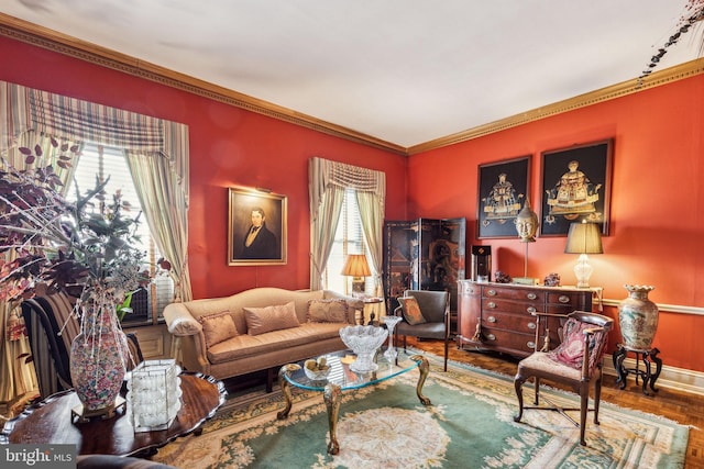 2217 Locust St, Philadelphia, PA 19103 - sitting room with ornamental molding and baseboards