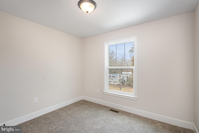 5 Cornwallis Cv, Ruther Glen, VA 22546 - carpeted empty room with visible vents and baseboards