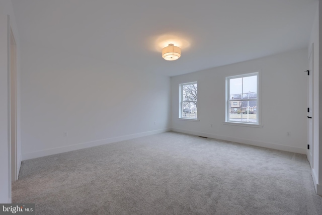 520 Woodcrest Ave, Lititz, PA 17543 - empty room featuring carpet floors and baseboards