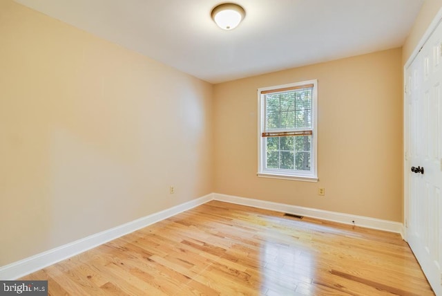 10995 Alcorn Ln, Waldorf, MD 20603 - empty room with light wood-type flooring and baseboards