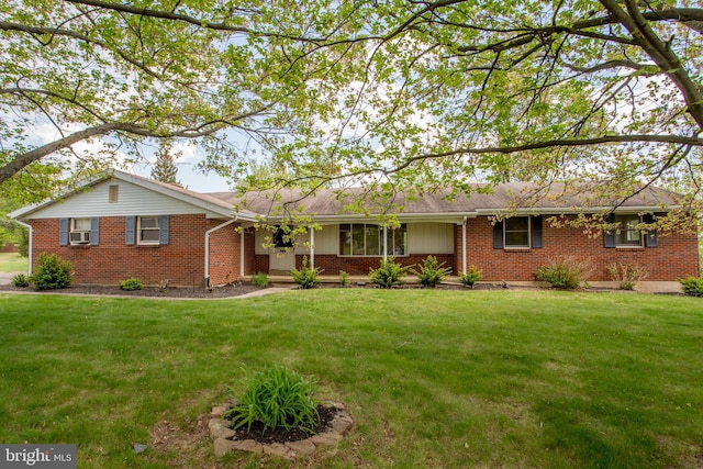 2500 Eberhart Rd, Quakertown, PA 18951 - ranch-style home featuring a front lawn and brick siding