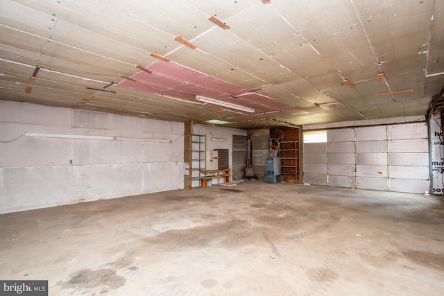 2500 Eberhart Rd, Quakertown, PA 18951 - garage featuring water heater