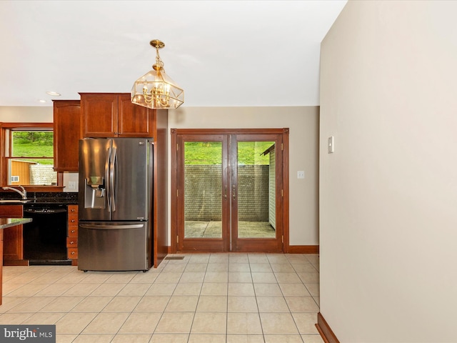 10433 Grindstone Run Rd, Myersville, MD 21773 - kitchen with stainless steel fridge with ice dispenser, dishwasher, a sink, a chandelier, and dark countertops