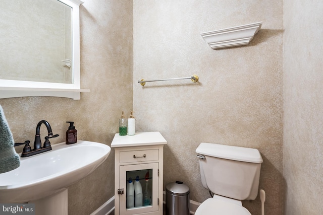 9804 Luck Penny Ct, Bristow, VA 20136 - bathroom with a sink and toilet