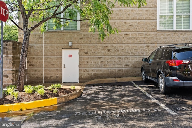 525 Belmont Bay Dr Unit 405, Woodbridge, VA 22191 - view of parking