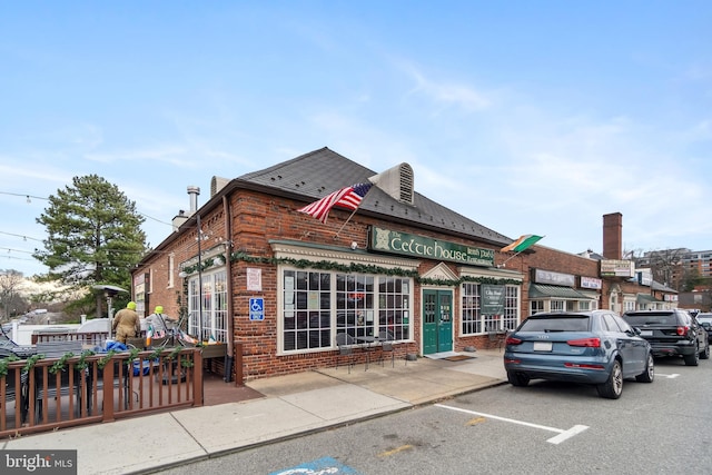 3512 9th St S, Arlington, VA 22204 - view of building exterior
