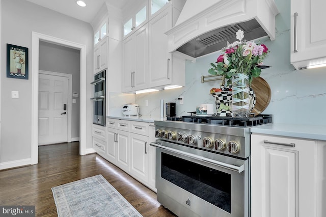 11162 Innsbrook Ct, Ijamsville, MD 21754 - kitchen featuring stainless steel appliances, custom range hood, decorative backsplash, light countertops, and recessed lighting