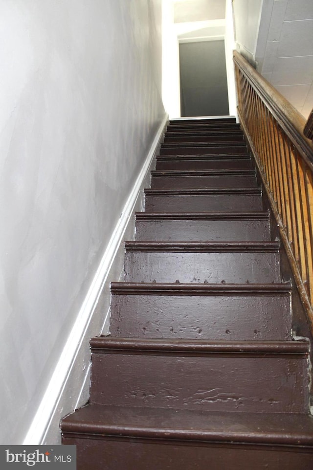 466 N Evans St, Pottstown, PA 19464 - view of staircase