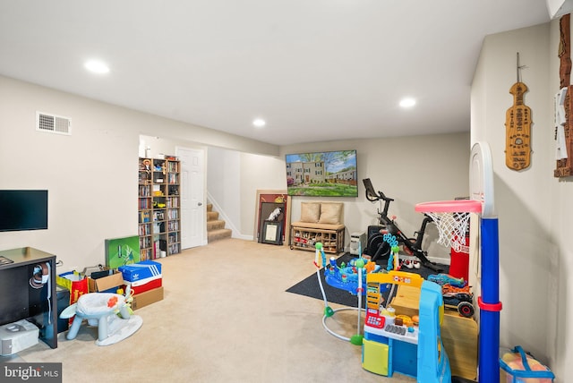 rec room with visible vents, recessed lighting, and carpet floors