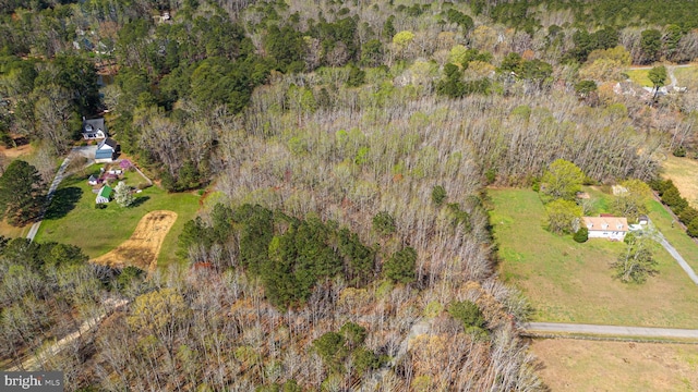 17 Pine Reach Dr, Kilmarnock, VA 22482