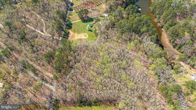 17 Pine Reach Dr, Kilmarnock, VA 22482