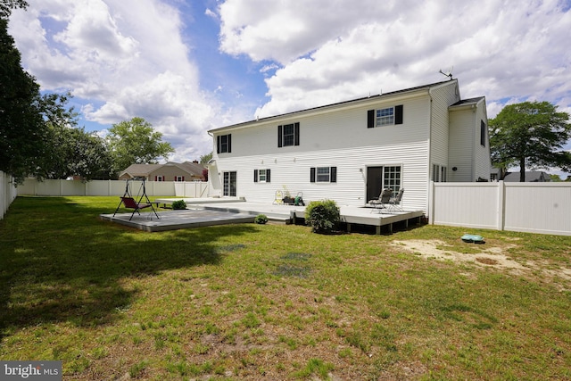 30085 Haymarket Ct, Salisbury, MD 21804 - back of property with a wooden deck