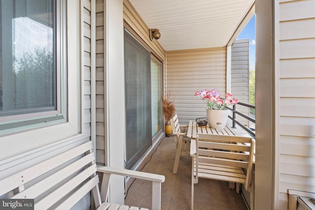 8101 Greenspring Way Unit 8101-E, Owings Mills, MD 21117 - balcony featuring a porch