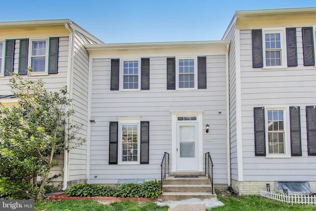 view of front of home