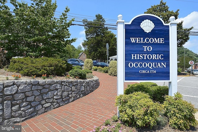 107 Washington Square Ct, Occoquan, VA 22125 - view of home's community