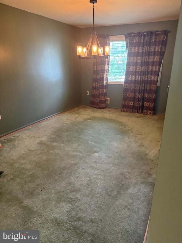 empty room featuring carpet