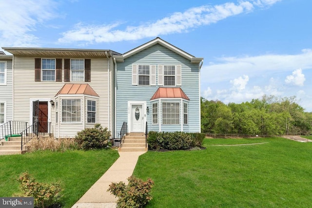 view of front of house with a front yard