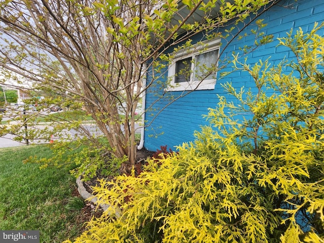 view of home's exterior