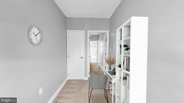 903 K St NE, Washington, DC 20002 - carpeted office space with baseboards
