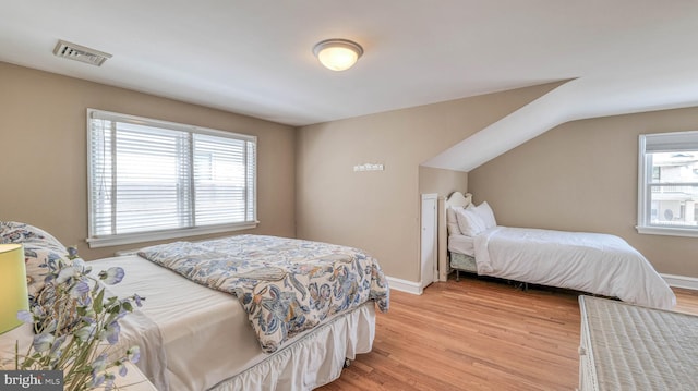 107 S Dover Ave, Atlantic City, NJ 08401 - bedroom with baseboards, visible vents, and light wood-style floors