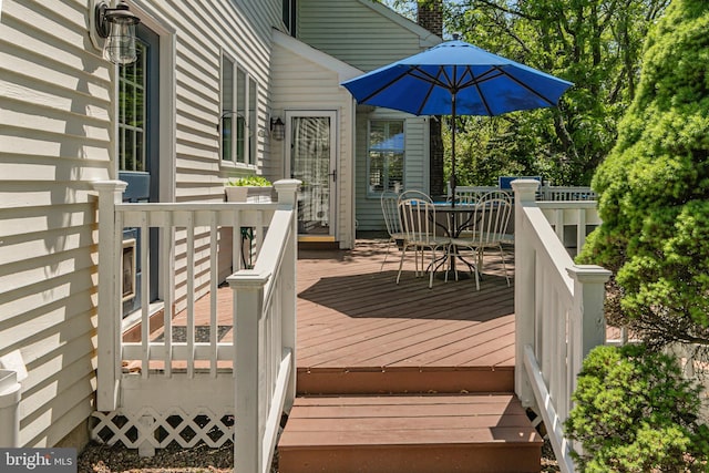 173 Christopher Dr, Princeton, NJ 08540 - deck with outdoor dining area