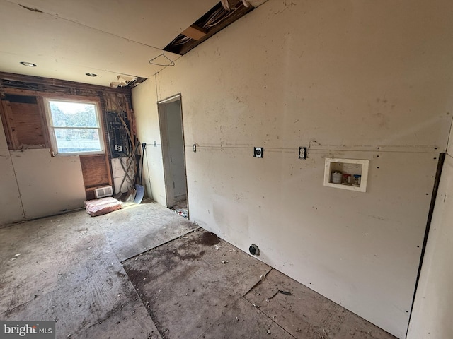 laundry room with washer hookup and laundry area